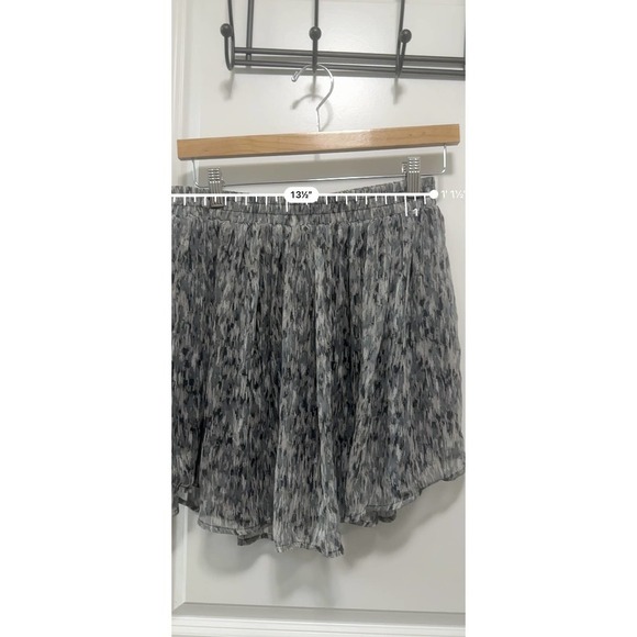 Converse Skirt Womens‎ Small Gray Zip Stretch Short Lightweight Casual Ladies - Picture 5 of 6